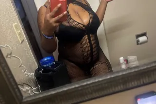 PICK YA POISON🍑🥜💦🤭😮‍💨👅🥶❄📲🌹120🌹HAPPY 👋🌉 IM HERE 💦💦🫧😊 - Image 1